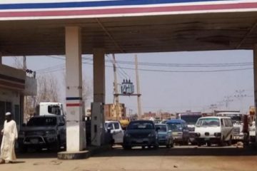 رسميا.. السودان يعلن تحريرا مؤقتا لأسعار الوقود