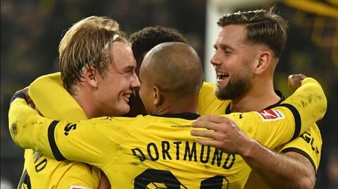 Borussia Dortmund Tops the Bundesliga Temporarily with a Goal Against Werder Bremen