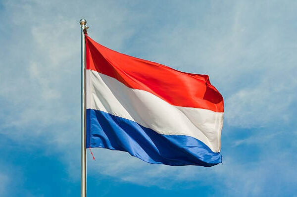 Clean Commutes: The Netherlands’ Trailblazing Wind-Powered Railway